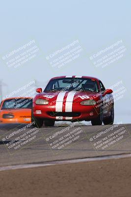 media/Oct-26-2025-CalClub SCCA (Sun) [[8ce1e69566]]/Group 5/Grapevine/